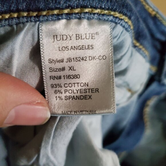 Judy Blue Shorts Womens XL Blue Distressed Denim High Rise Raw Hem Stretchy - Picture 3 of 12